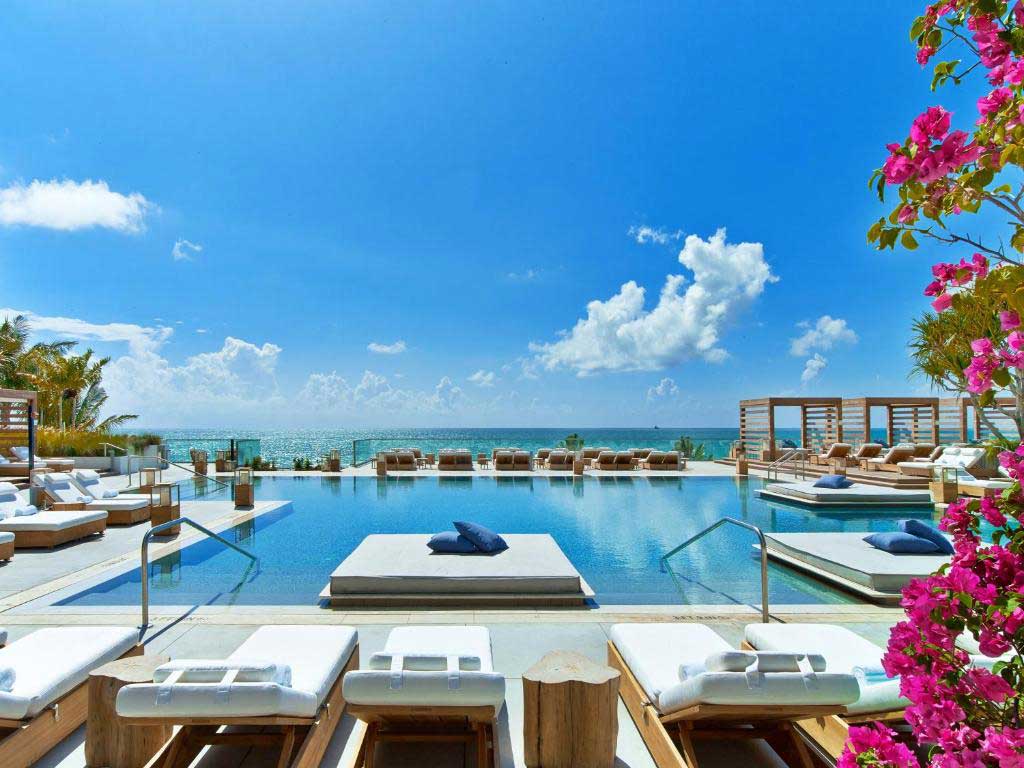 וואן הוטל סאות׳ ביץ׳ מיאמי הוא אחד המלונות הטובים והיוקרתיים ביותר במיאמי ביץ׳, המלון מתאים למשפחות וזוגות.